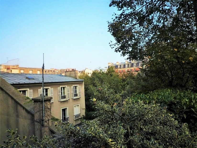 Vue depuis la Coulée verte René Dumont à Paris