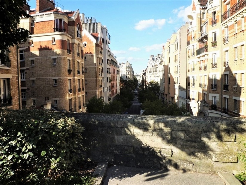 Vue depuis la Coulée verte René Dumont à Paris