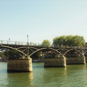 Le pont des Arts (à Paris)